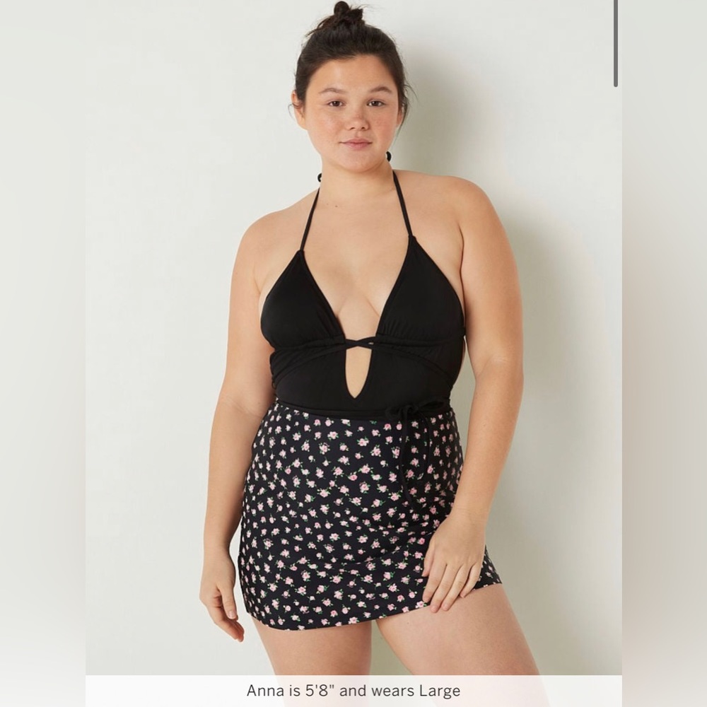 🆕 PINK VICTORIA’S SECRET SWIM COVER-UP MINI SKIRT LARGE 12-14 - Picture 2 of 11
